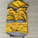 ¡Mantén a tu cachorro caliente y seco con esta con estilo chaqueta de lluvia a rayas! Regalo de Navidad